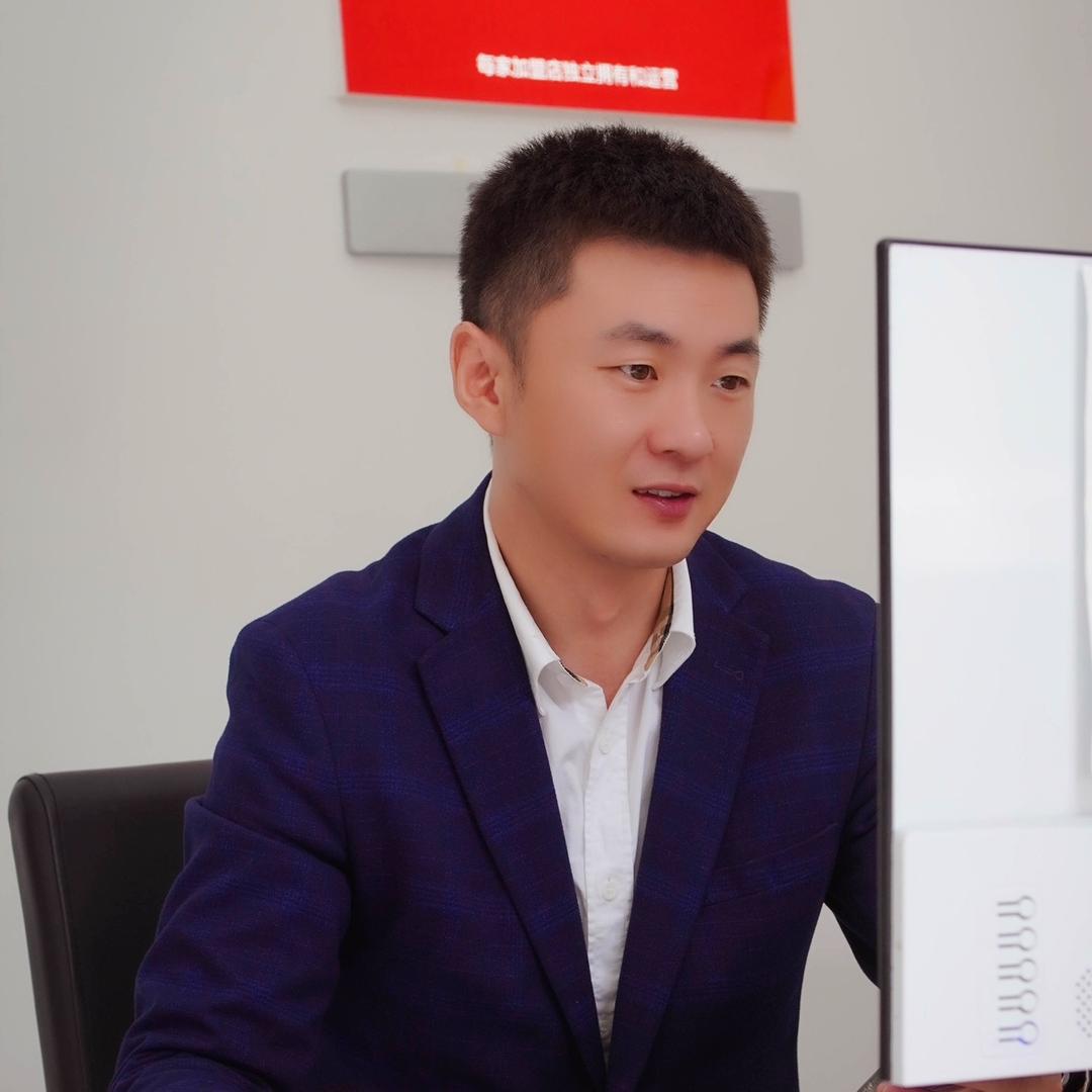 小吴推房