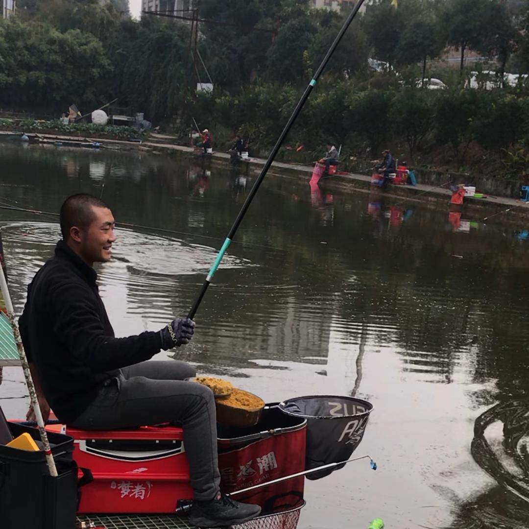 吴大炮钓鱼