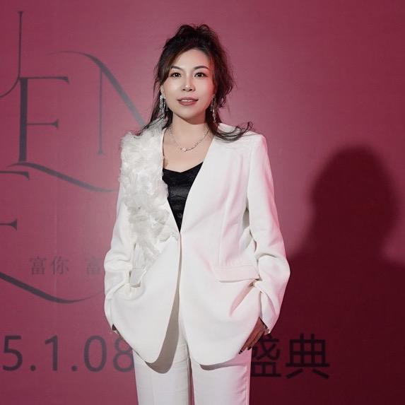 大牌小样花姐护肤店