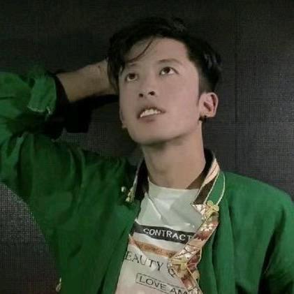 👉江达🎤嘎松👈