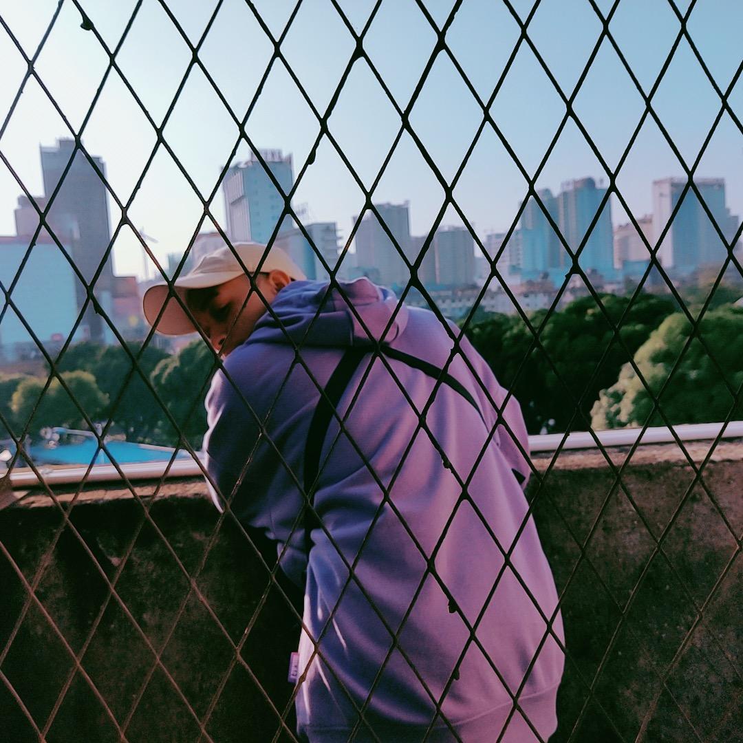 巴斯光年也写诗