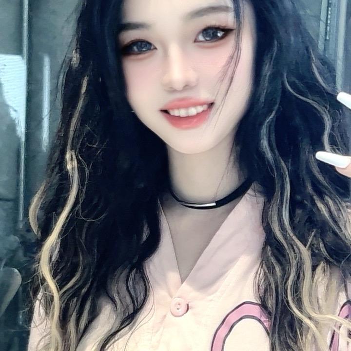 挂俩手雷闯江湖