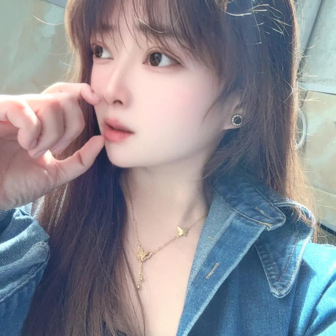 依依☘️（彬彬有氧）