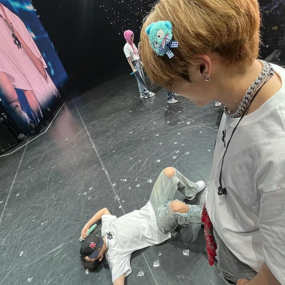 仿生狗会梦见电子姐吗