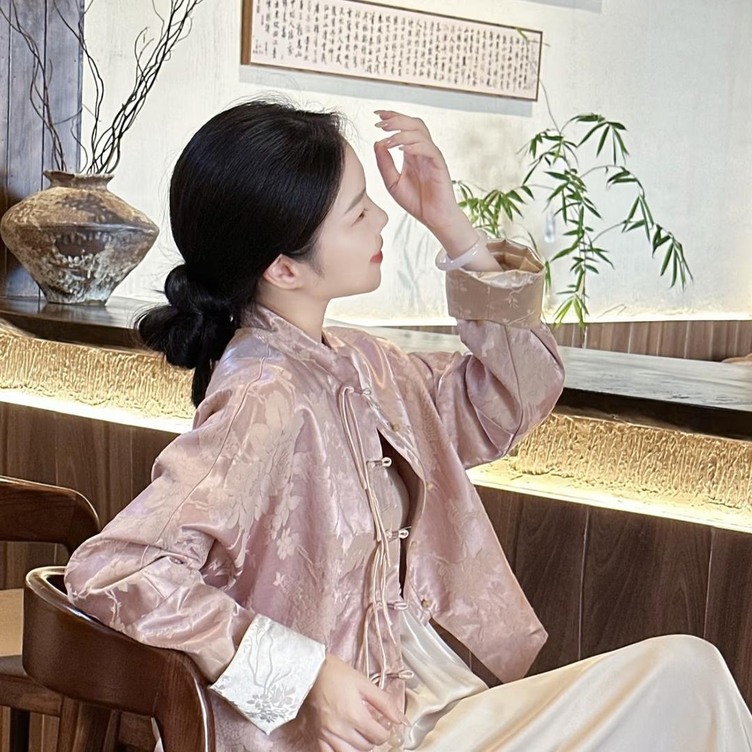 桃宝儿·轻奢女装