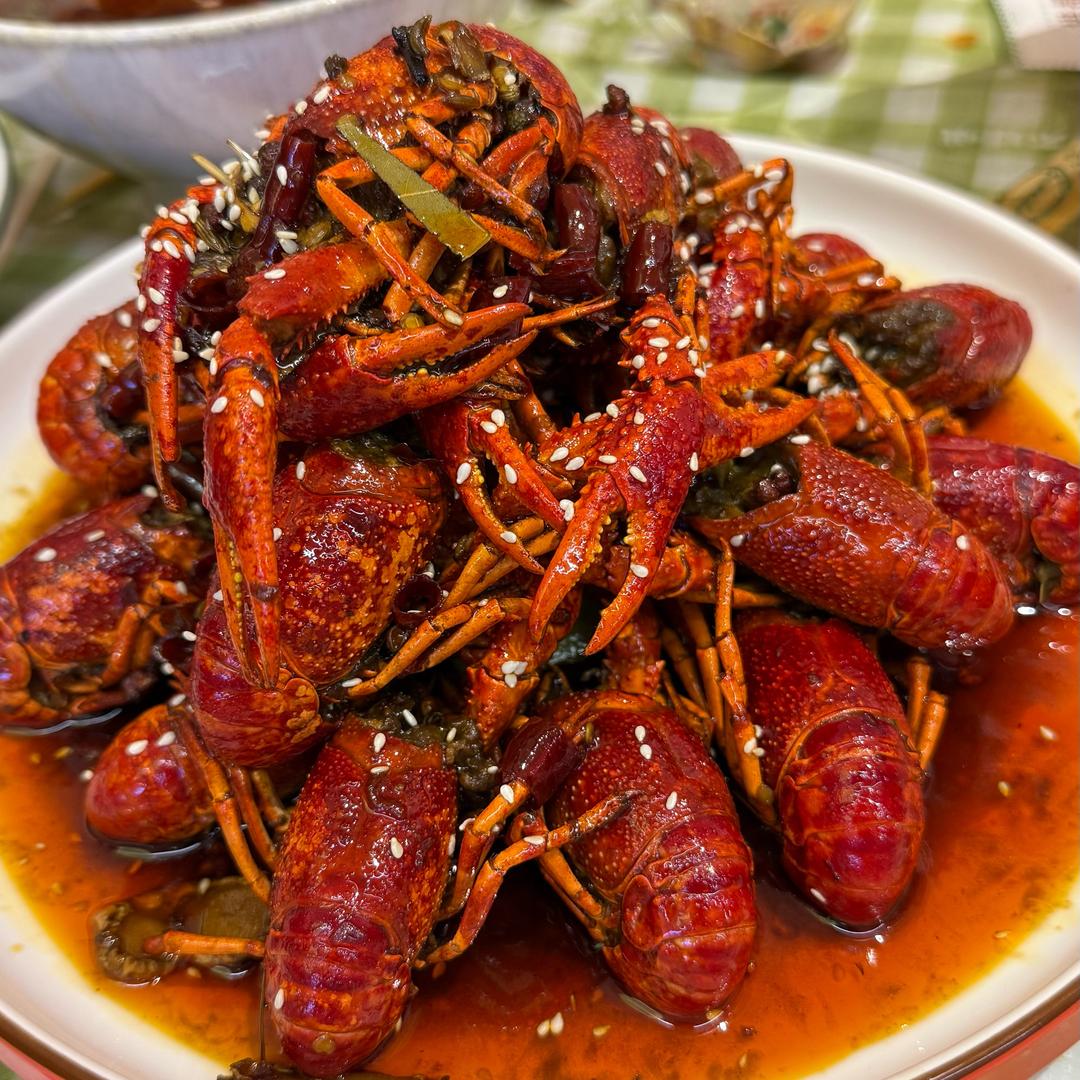 明gg（大龙虾）