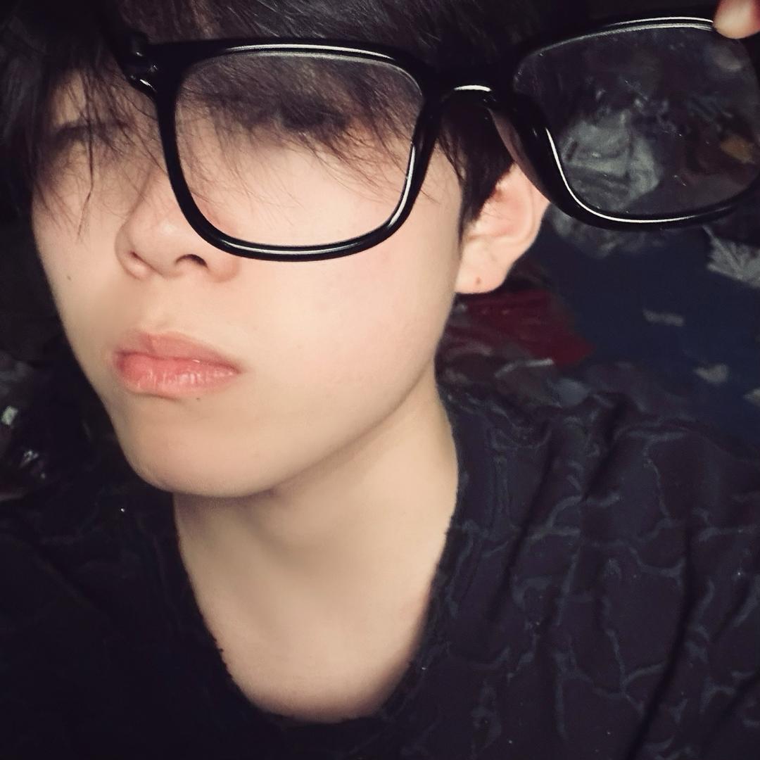 开开心心童装