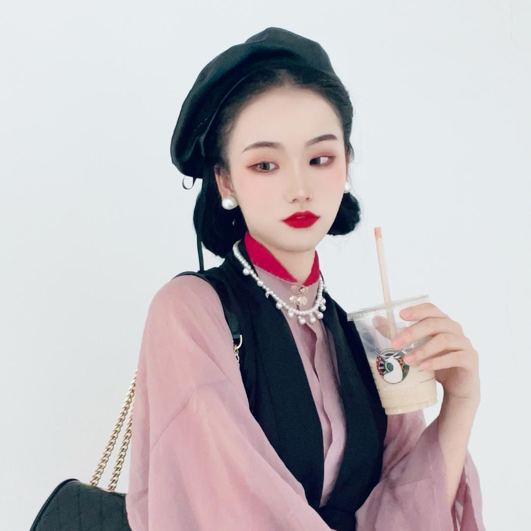 隐月