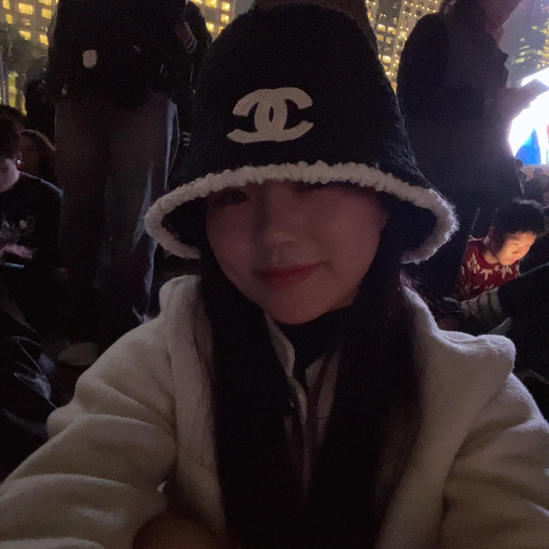 財谜兰@