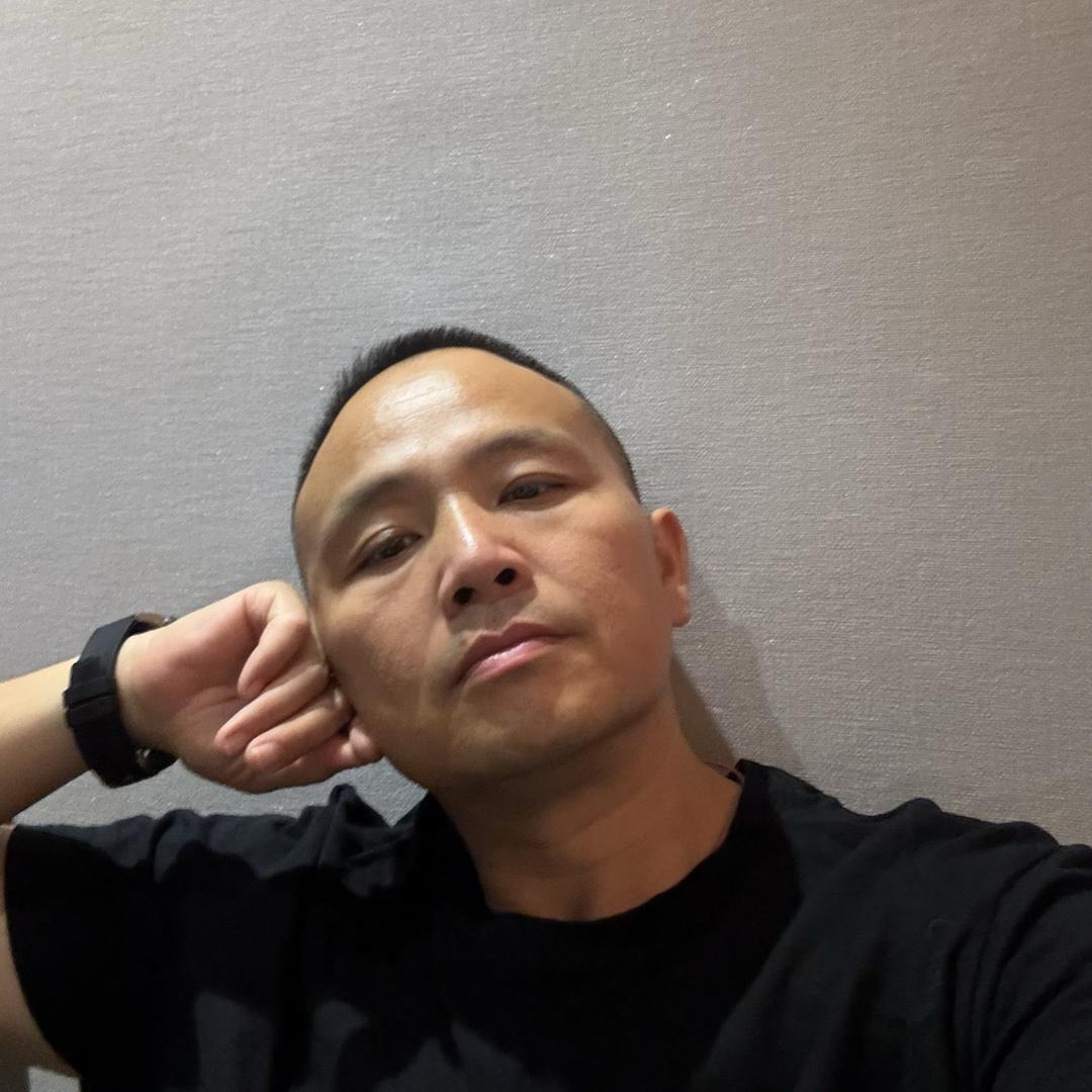 哭泣稻草人