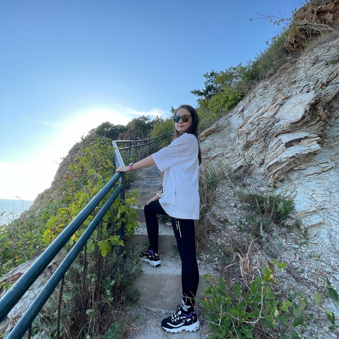 翀沁微澜