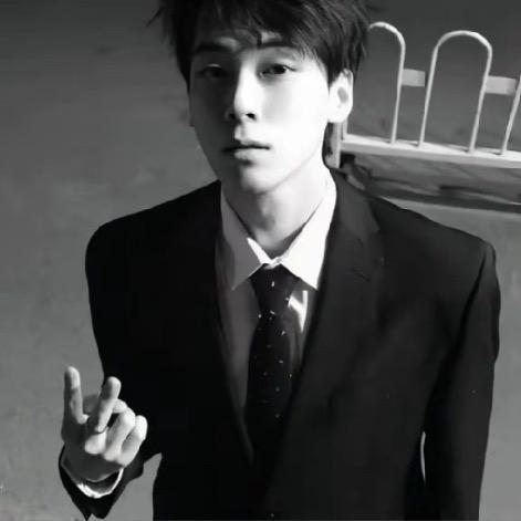 努力变文明