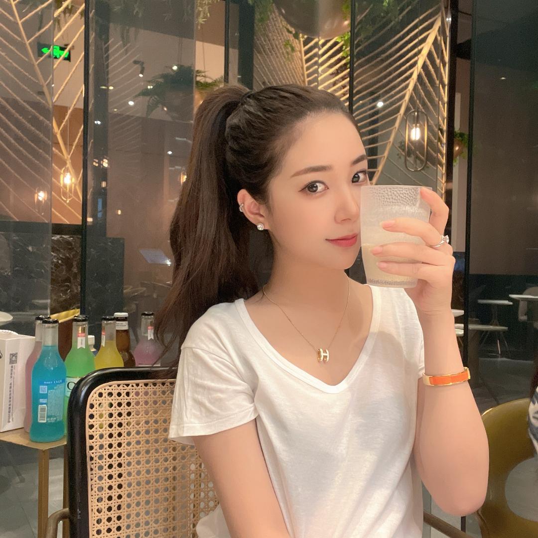 眉山依依妹儿