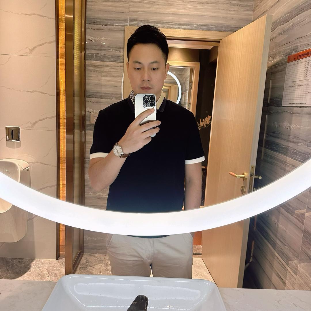 Mr. Liu