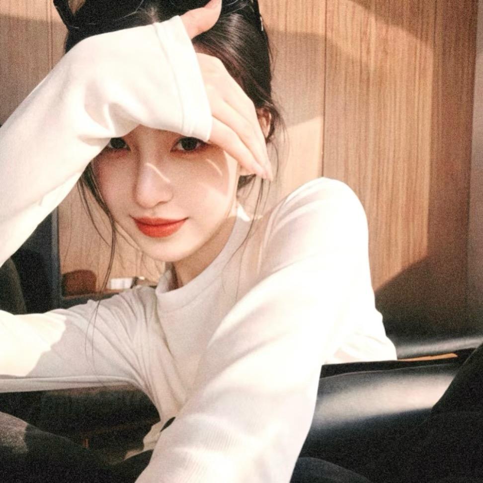 妮可可儿（(✧◡✧)）