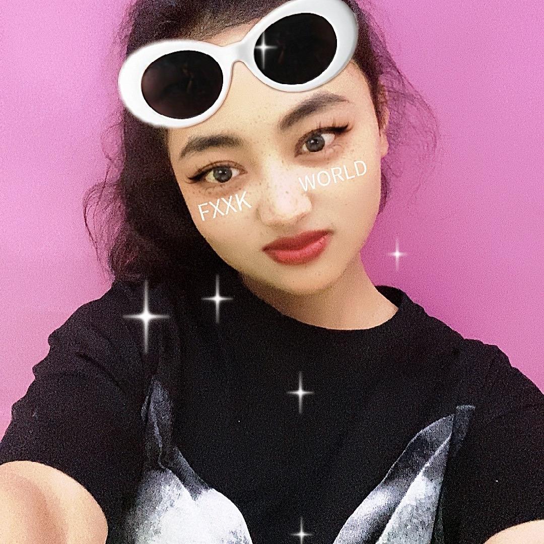 ㅤㅤㅤ艾丽菲热宝👨‍👩‍👧