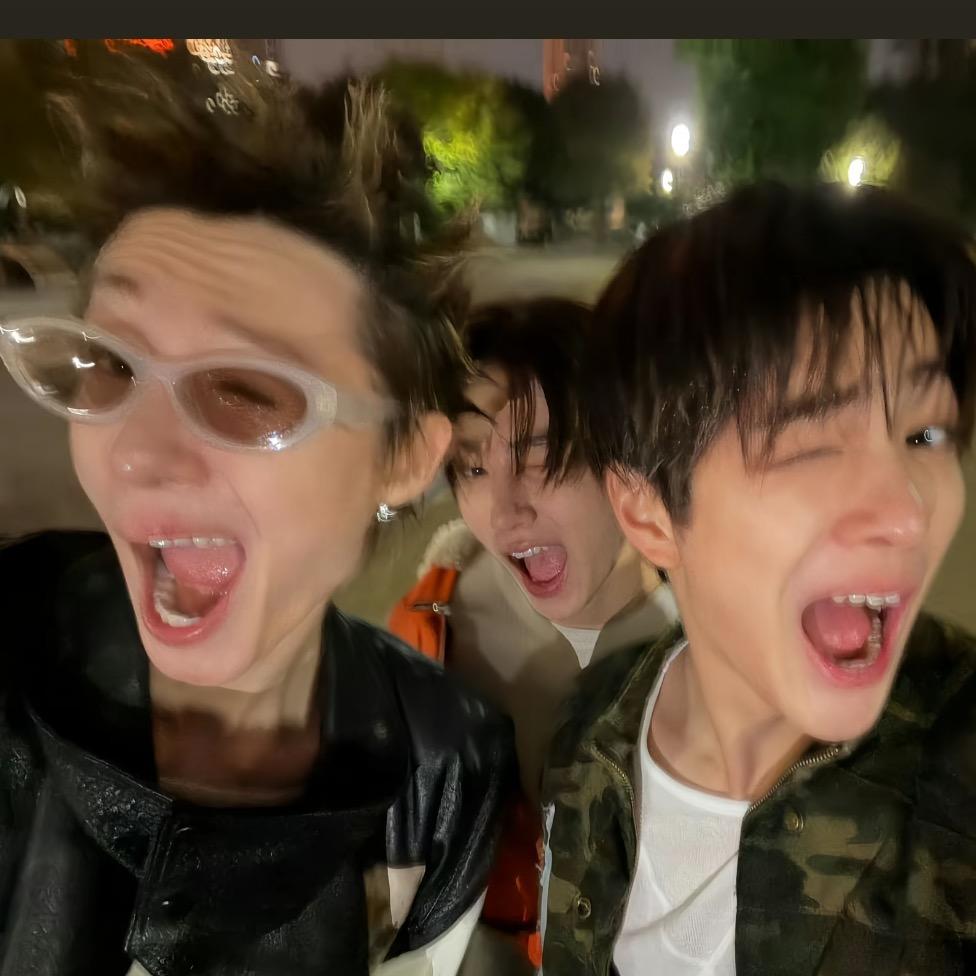 超级超级大大大帅哥