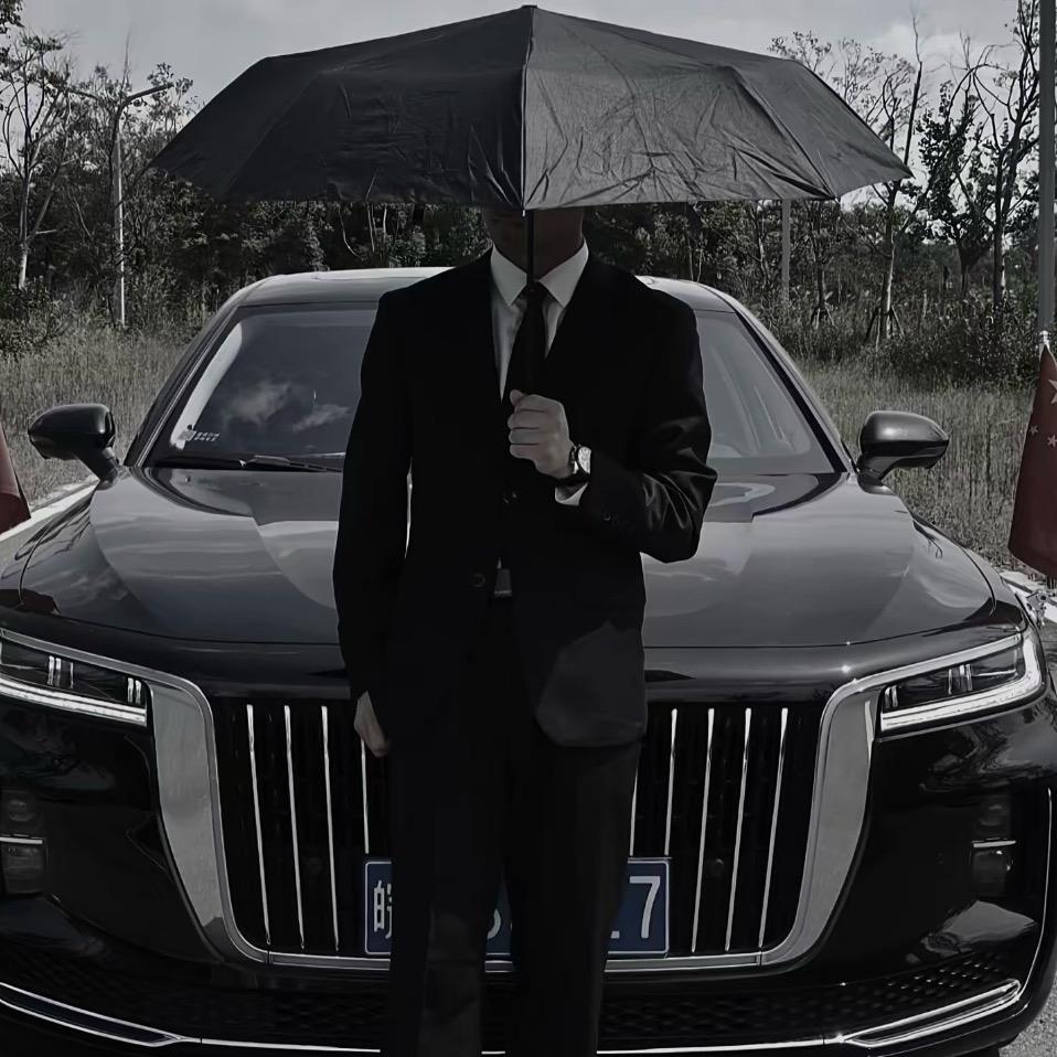 开🚩红旗的小張