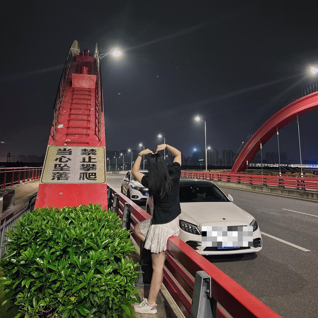 人丑嘴不甜长的危险还没钱🧏‍♀️