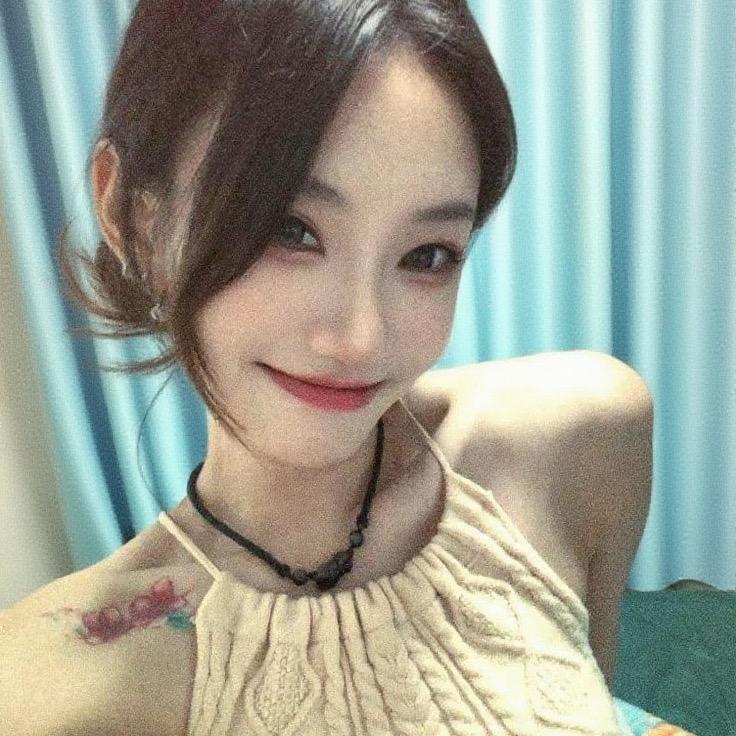 养只兔吃兔头