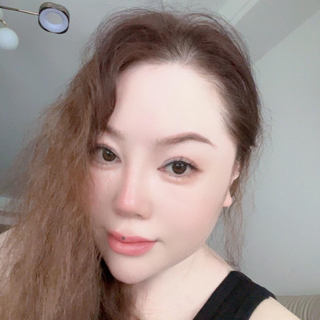 阿静.