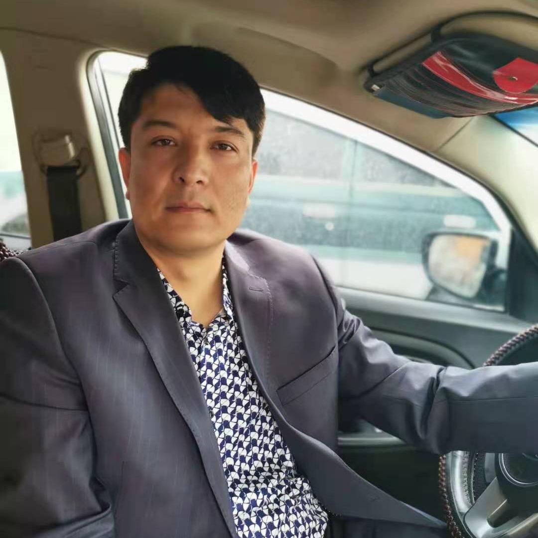 库车市热气腾腾大盘鸡店
