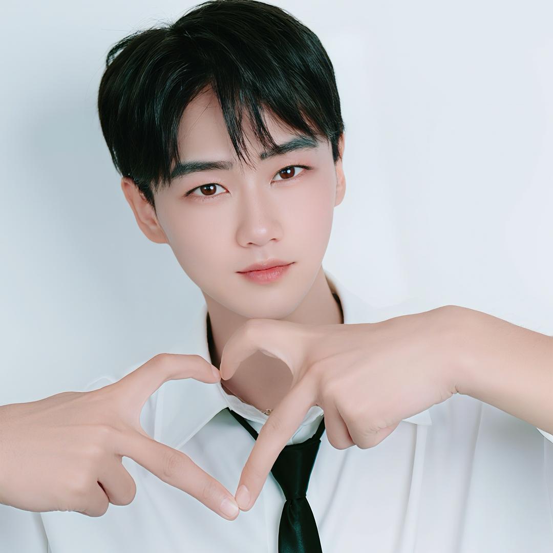 昊小新✨星城