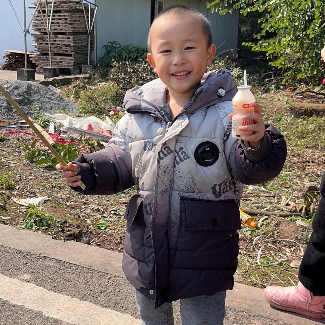 睿睿麻麻吖
