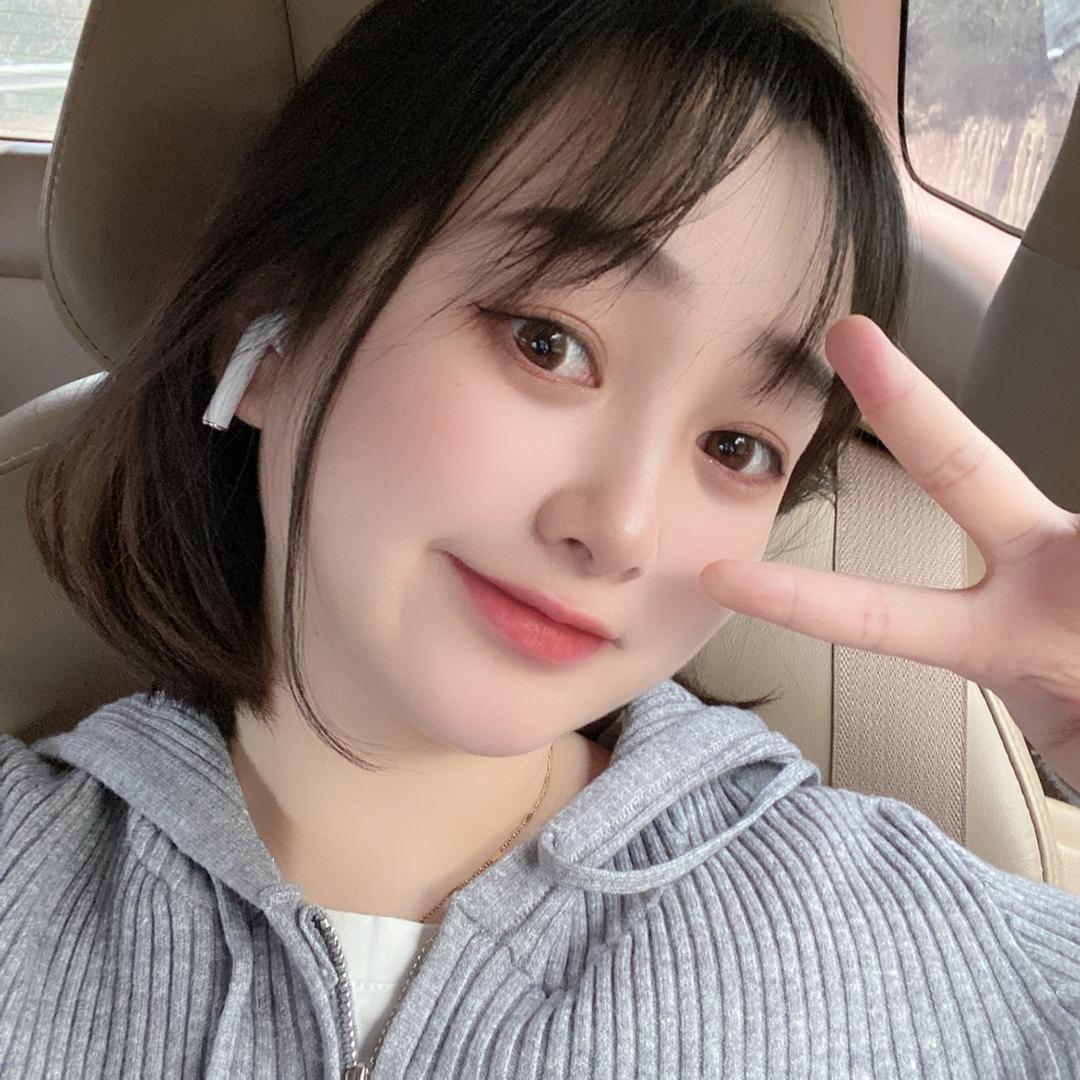 闪闪：