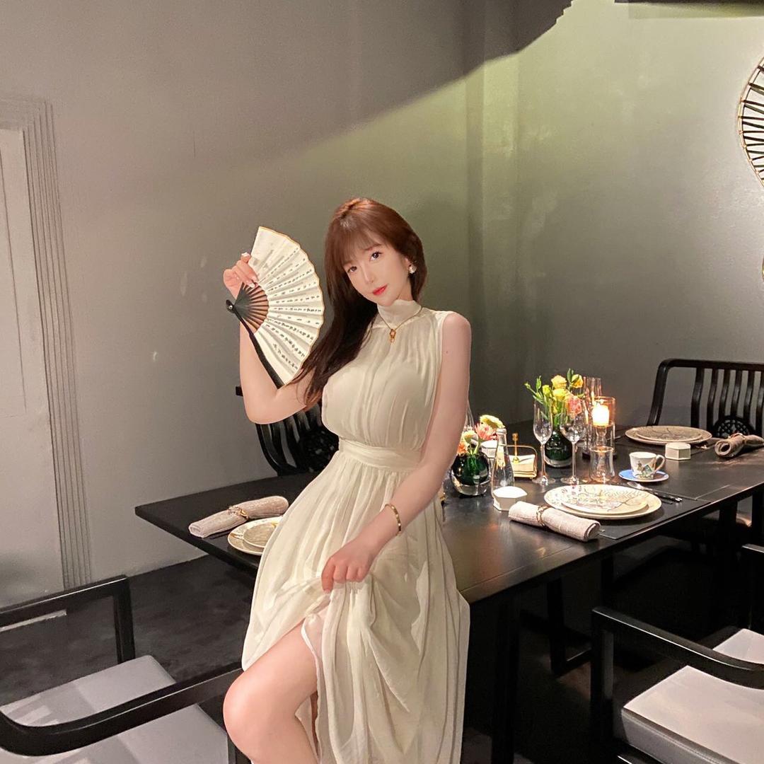 是依依