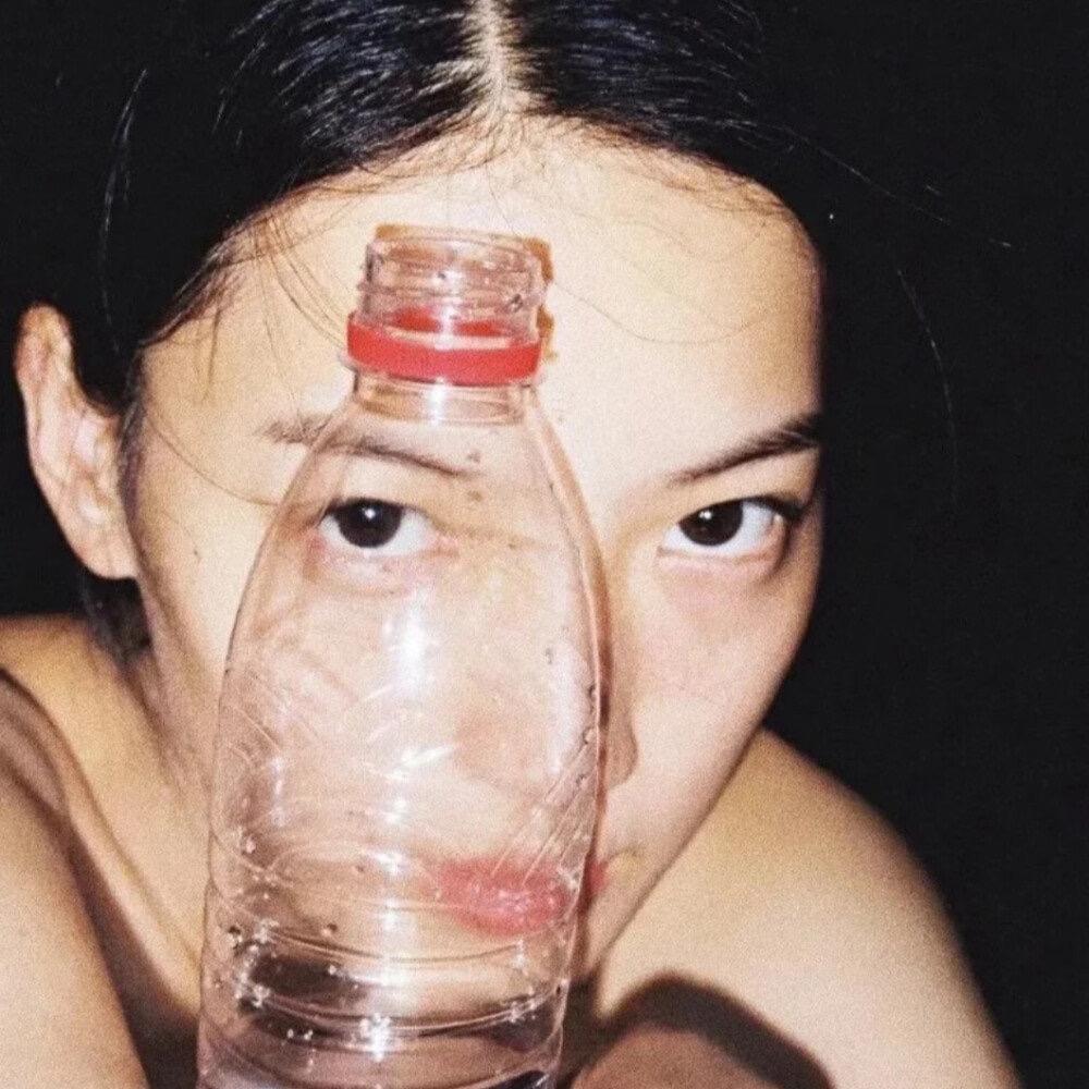 你瞧我每天喝水八杯