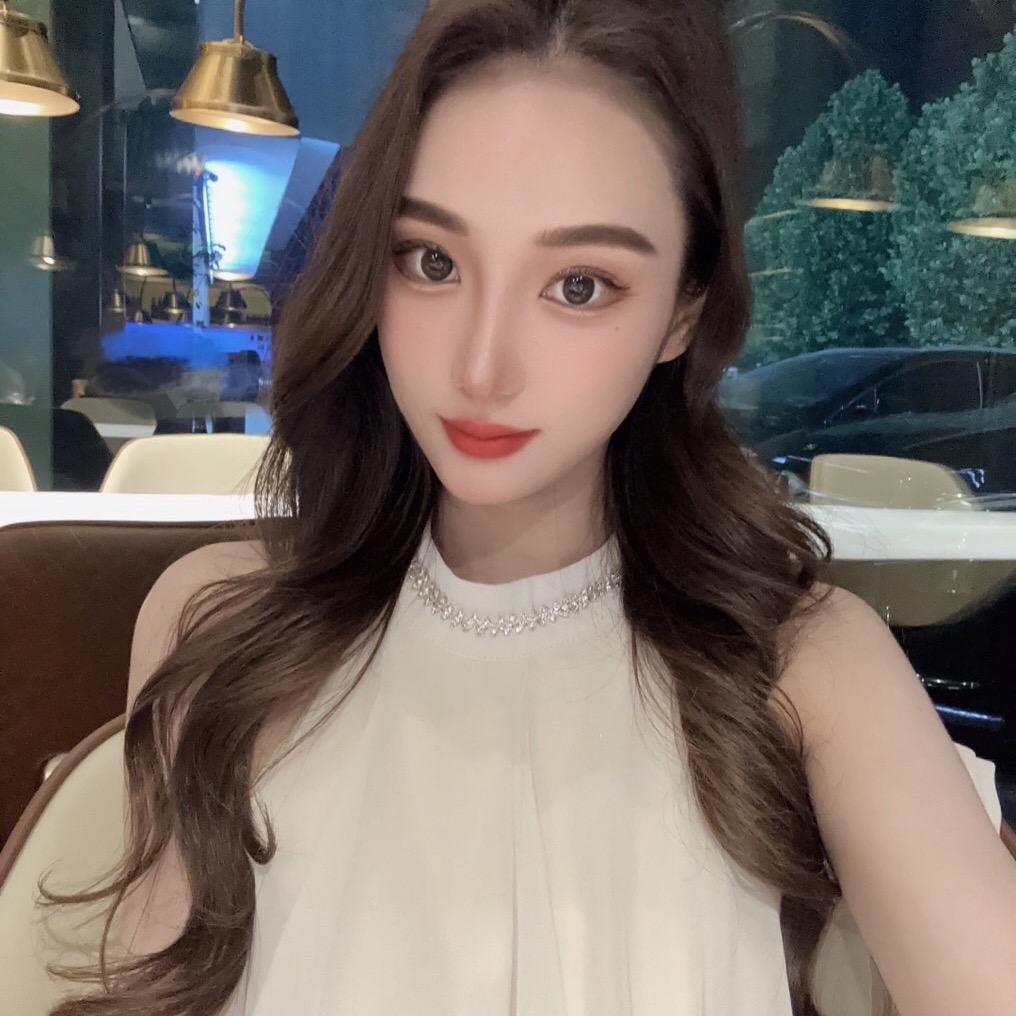 嘉奕轻奢服饰