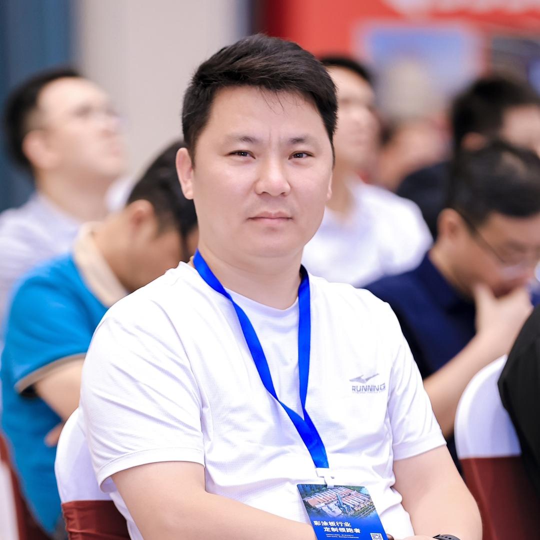 卖铁的小胡哥