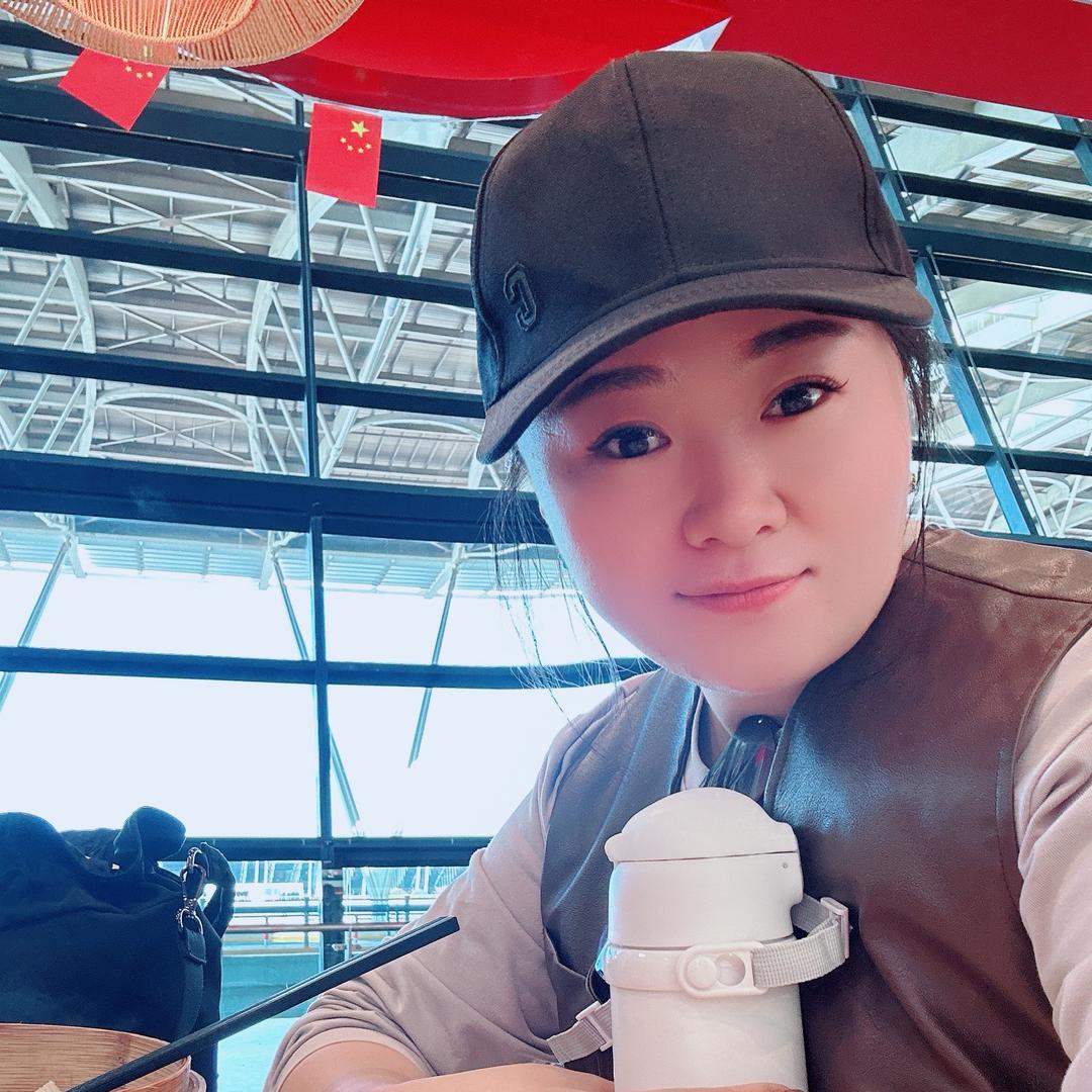 于诗迪家毛孩子