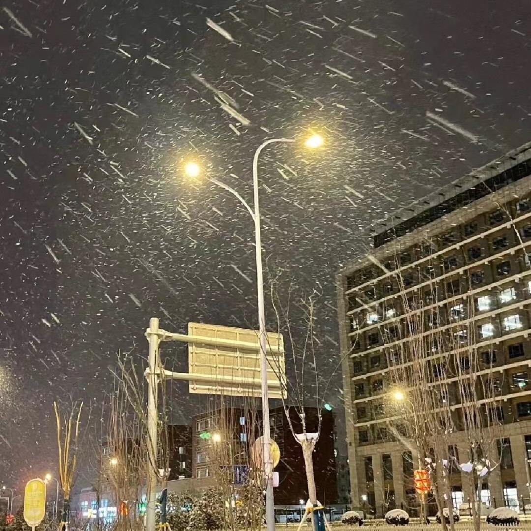 洒洒。