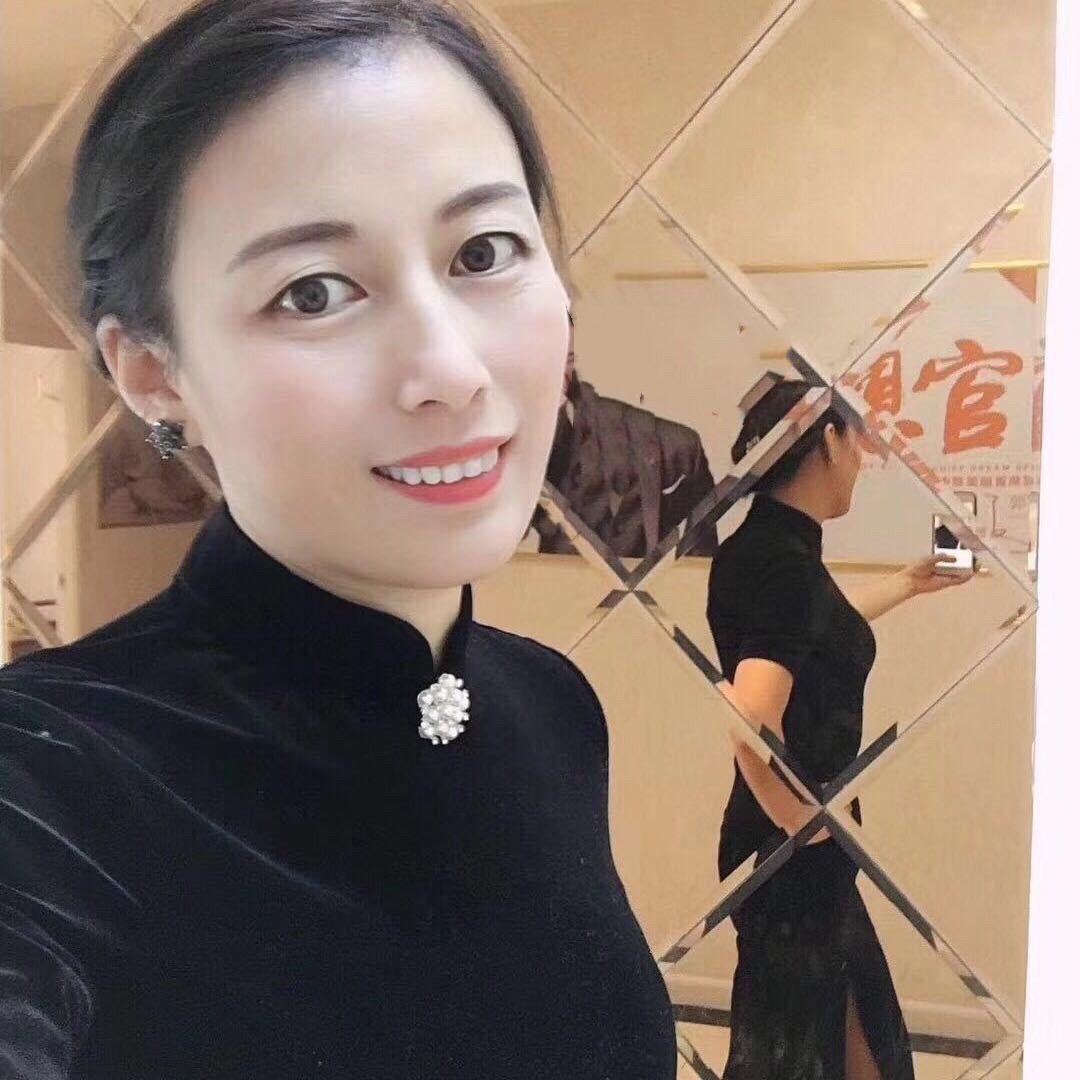 顾明英