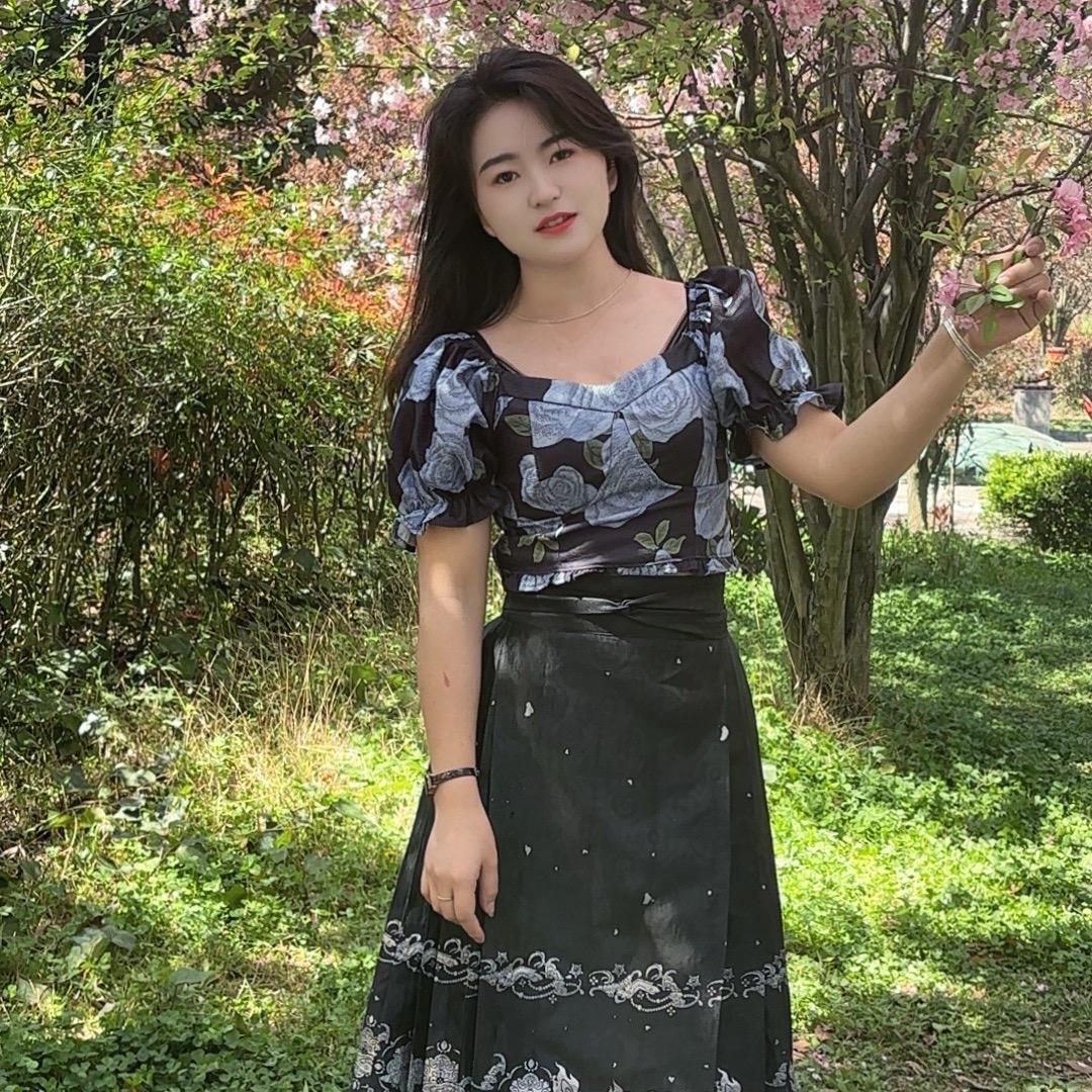 এ᭄ 木子女装店（觅蕾型体打造）࿐