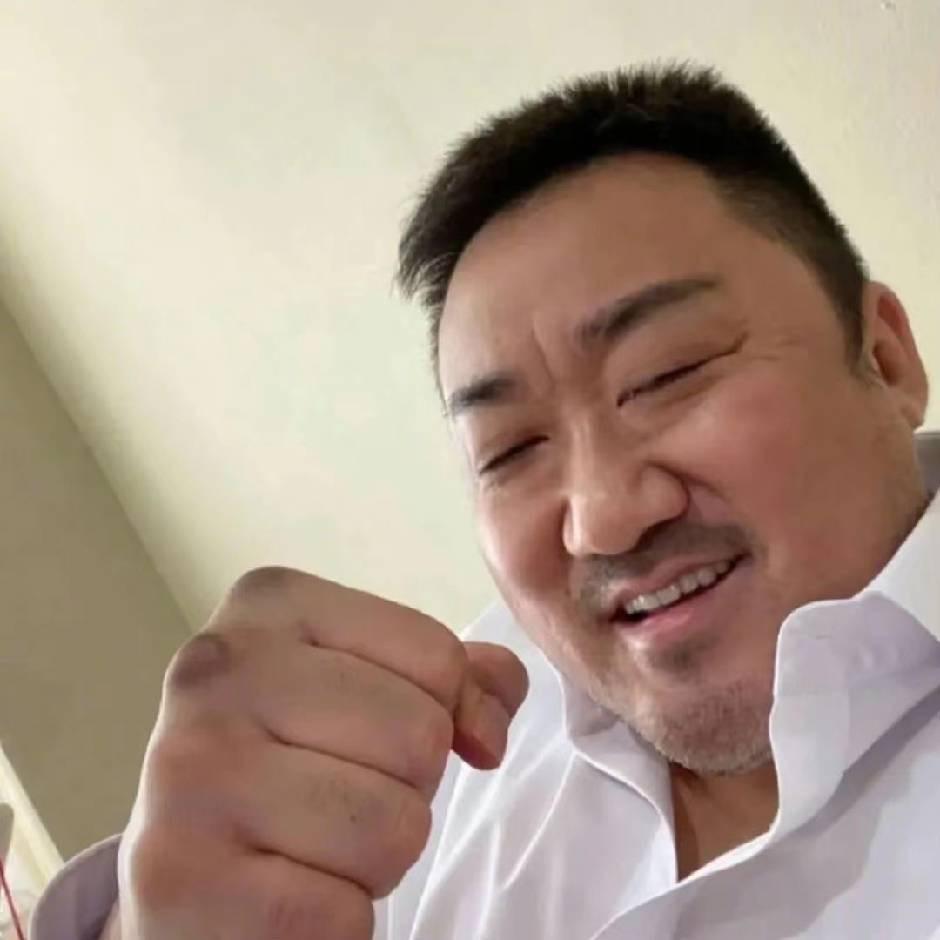 AAA锋利哥头像
