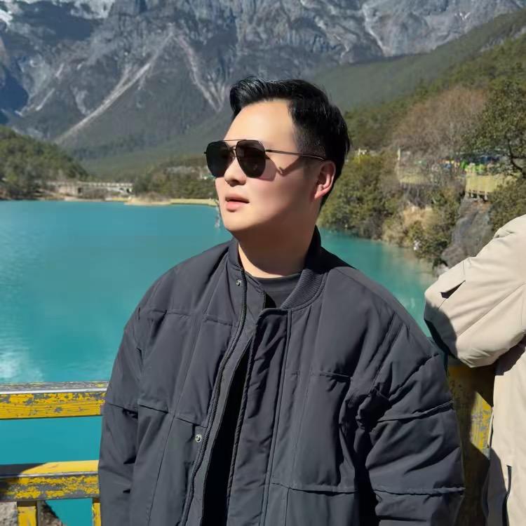 77手机  飞飞（泸西店）