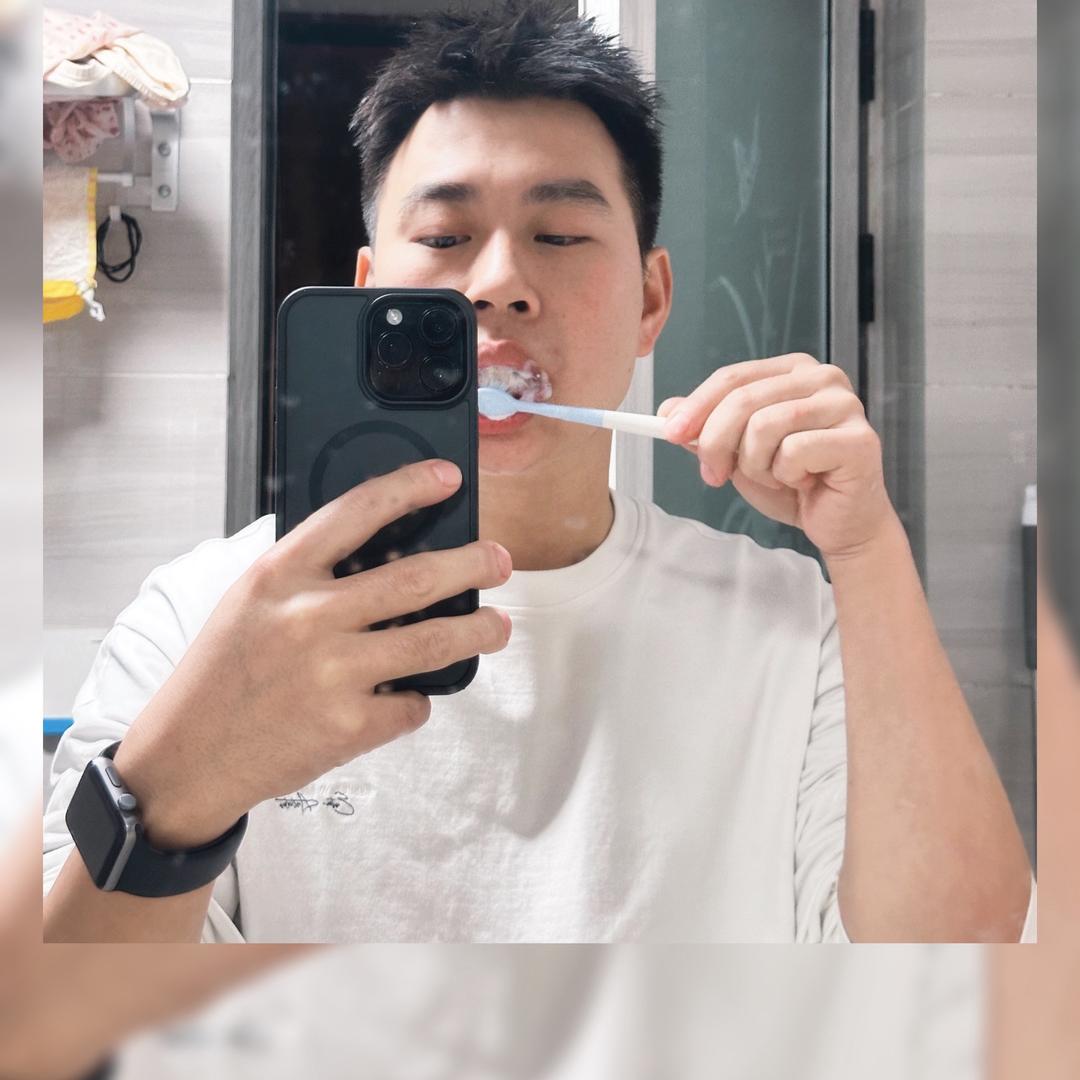 你身边的服装搭配者“小小舒”