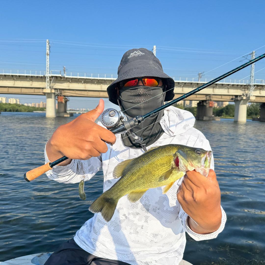 刘sir不会钓鱼~🎣