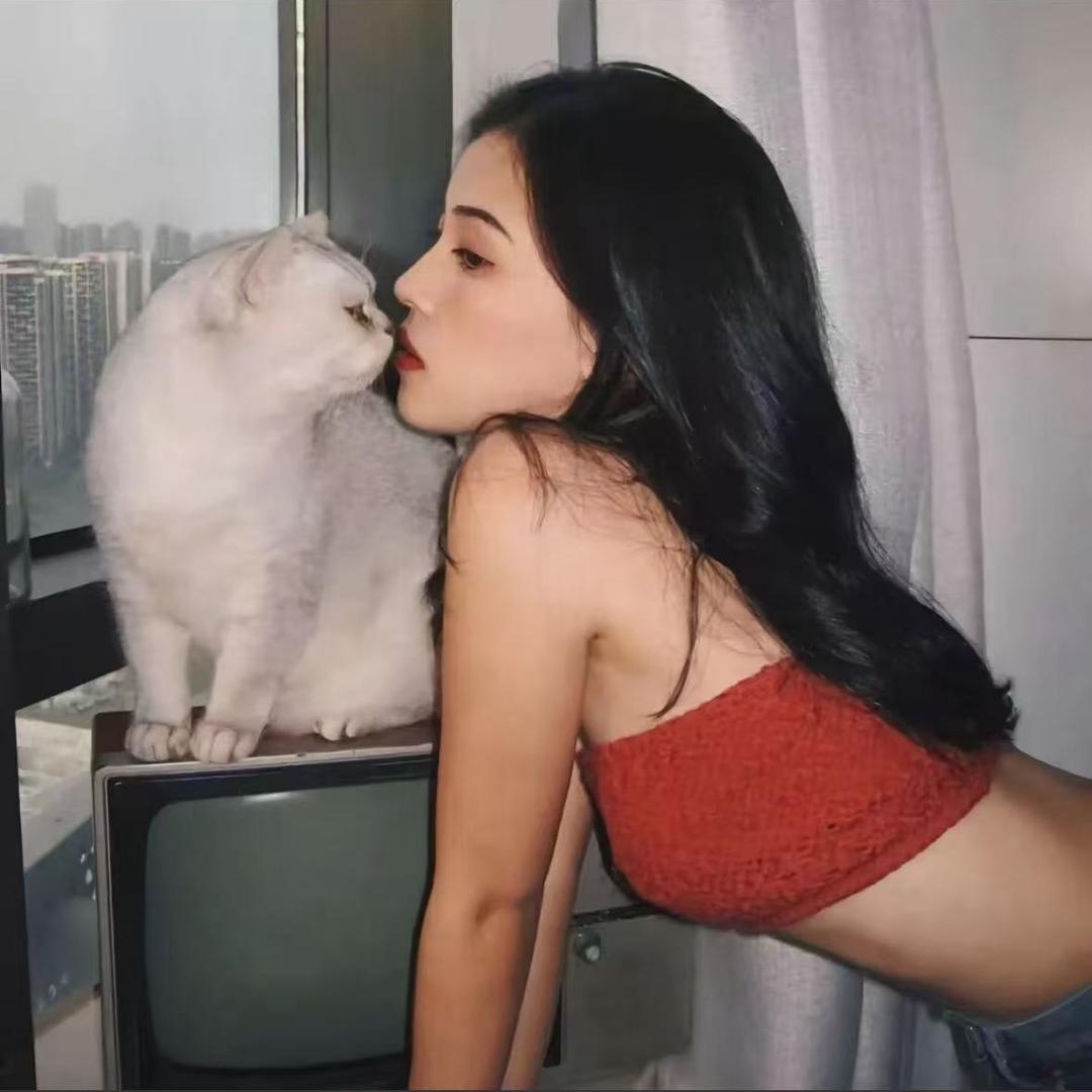 另外一只.