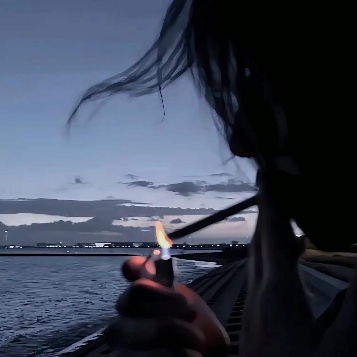 悲伤的辣椒炒腹肌