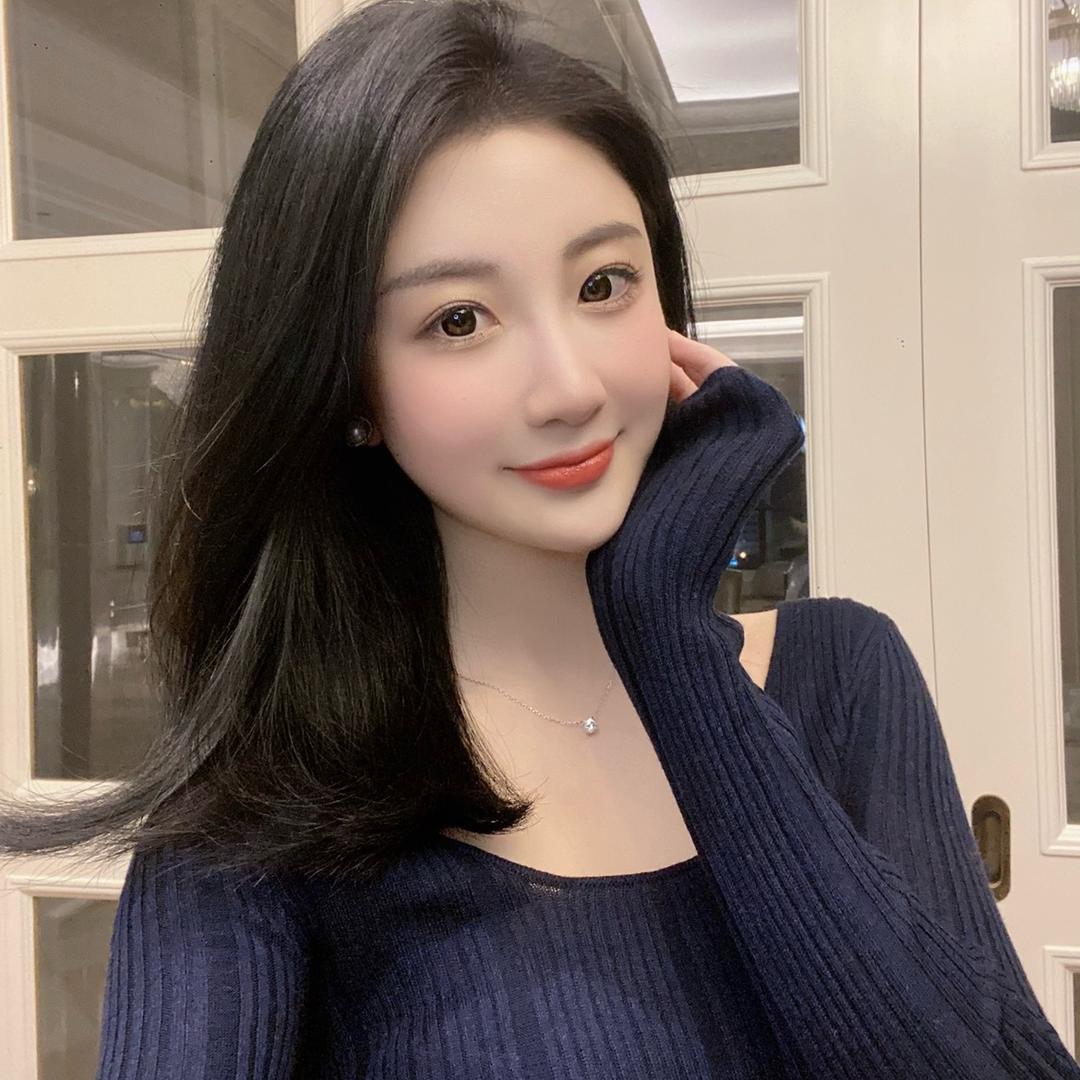财经主播梦梦