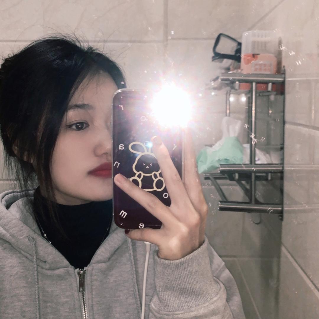 小林是美女
