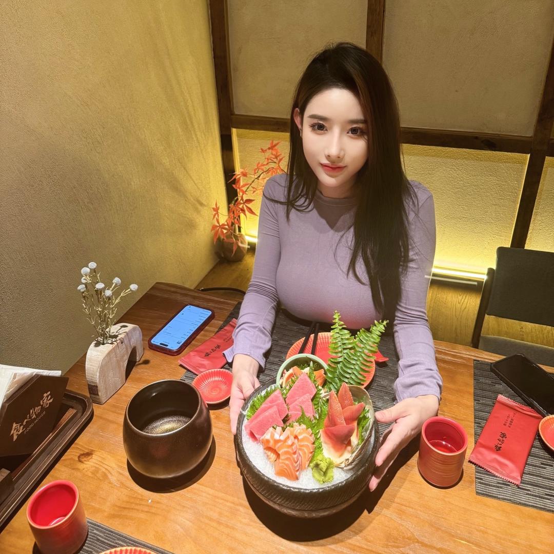 嗨妞娜娜。