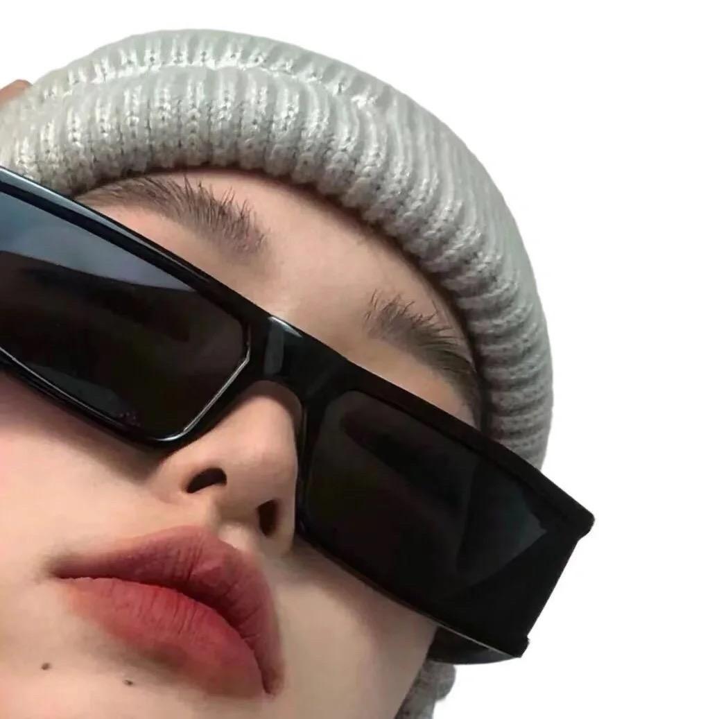 嫂子开门啊我是姐夫