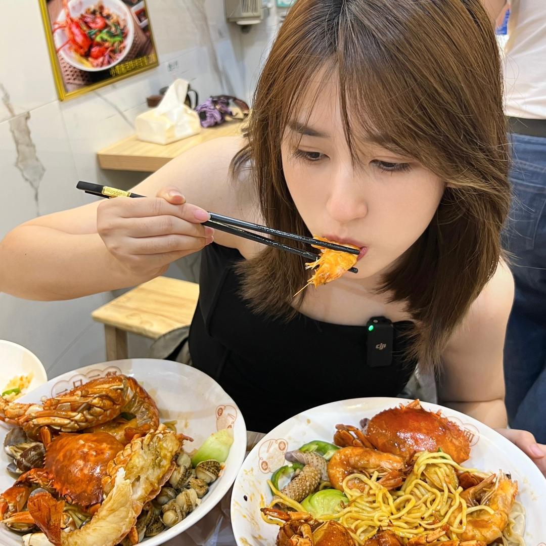贪吃鬼小冉😋～