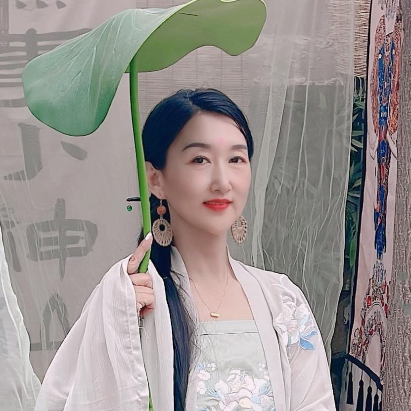 小雪花15:45直播号在主页