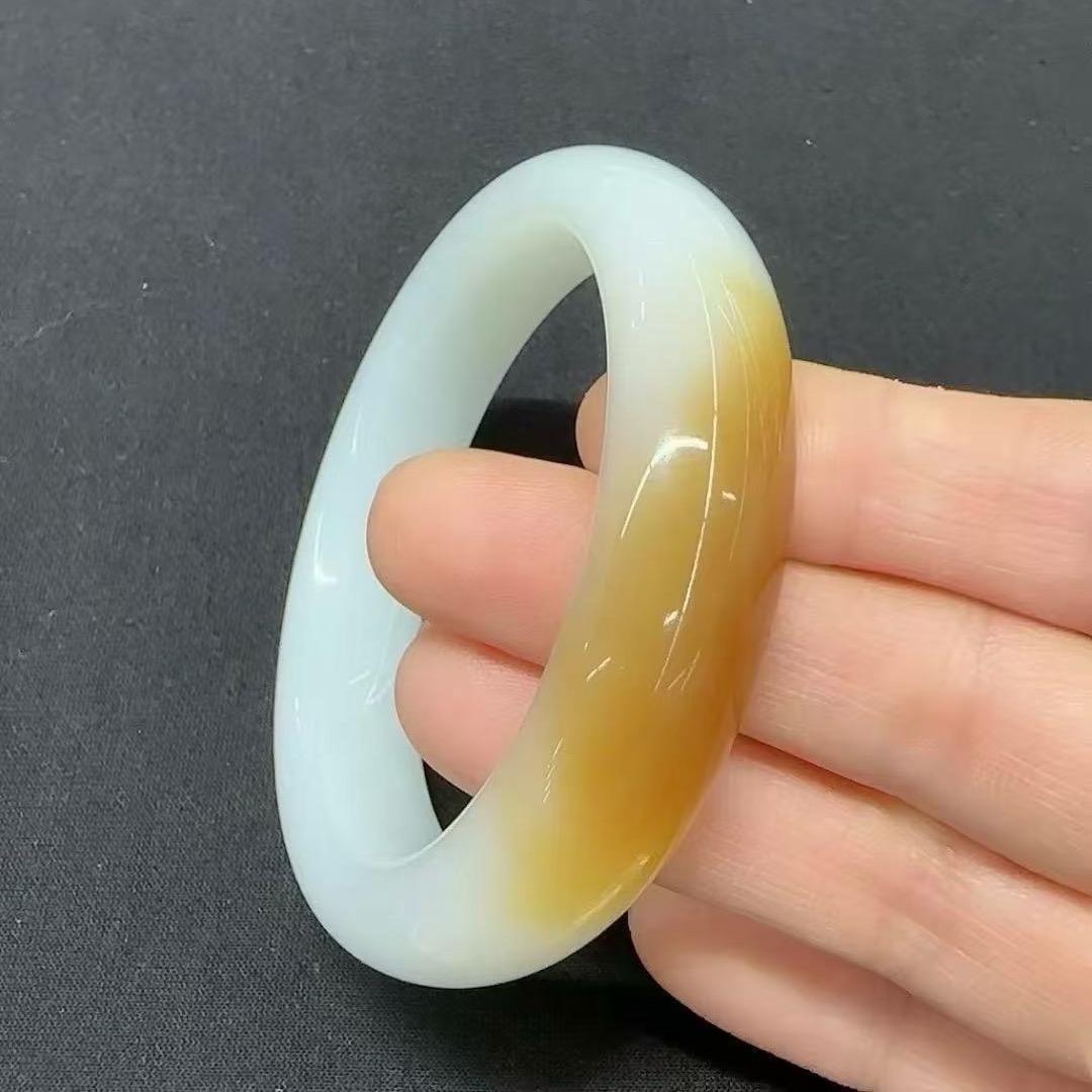 和田玉老且末糖白